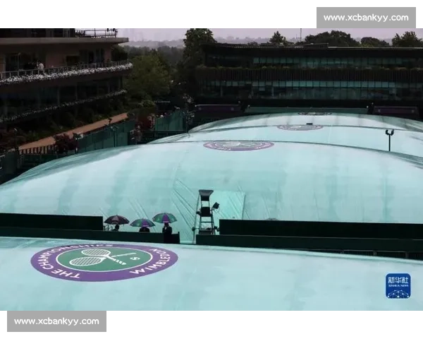 温网「雨布魔法」：百年草地的守护者